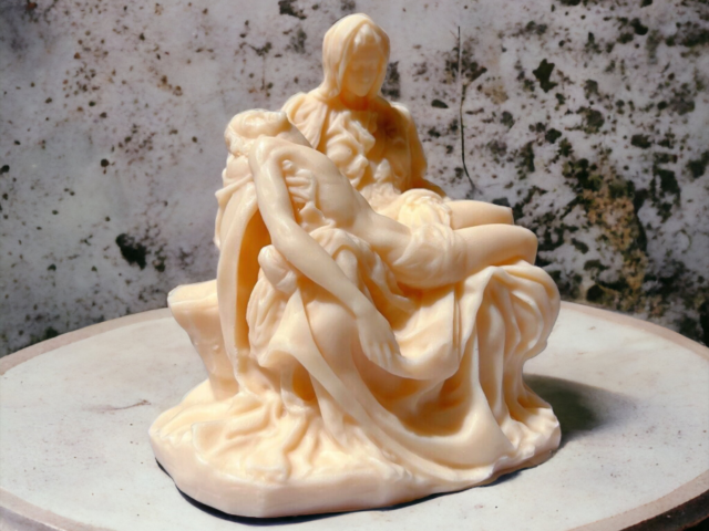 Discover the Virtuosity of Handcrafted Candles at Candle by Gabriela