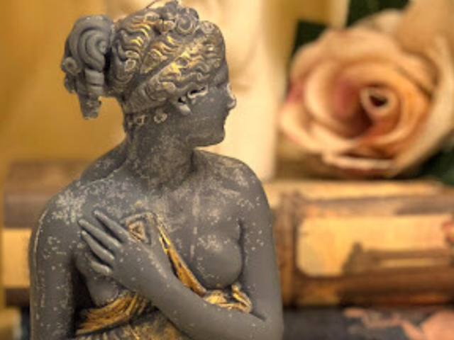 Luxurious Candles for a Special Occasion at CandlebyGabriela