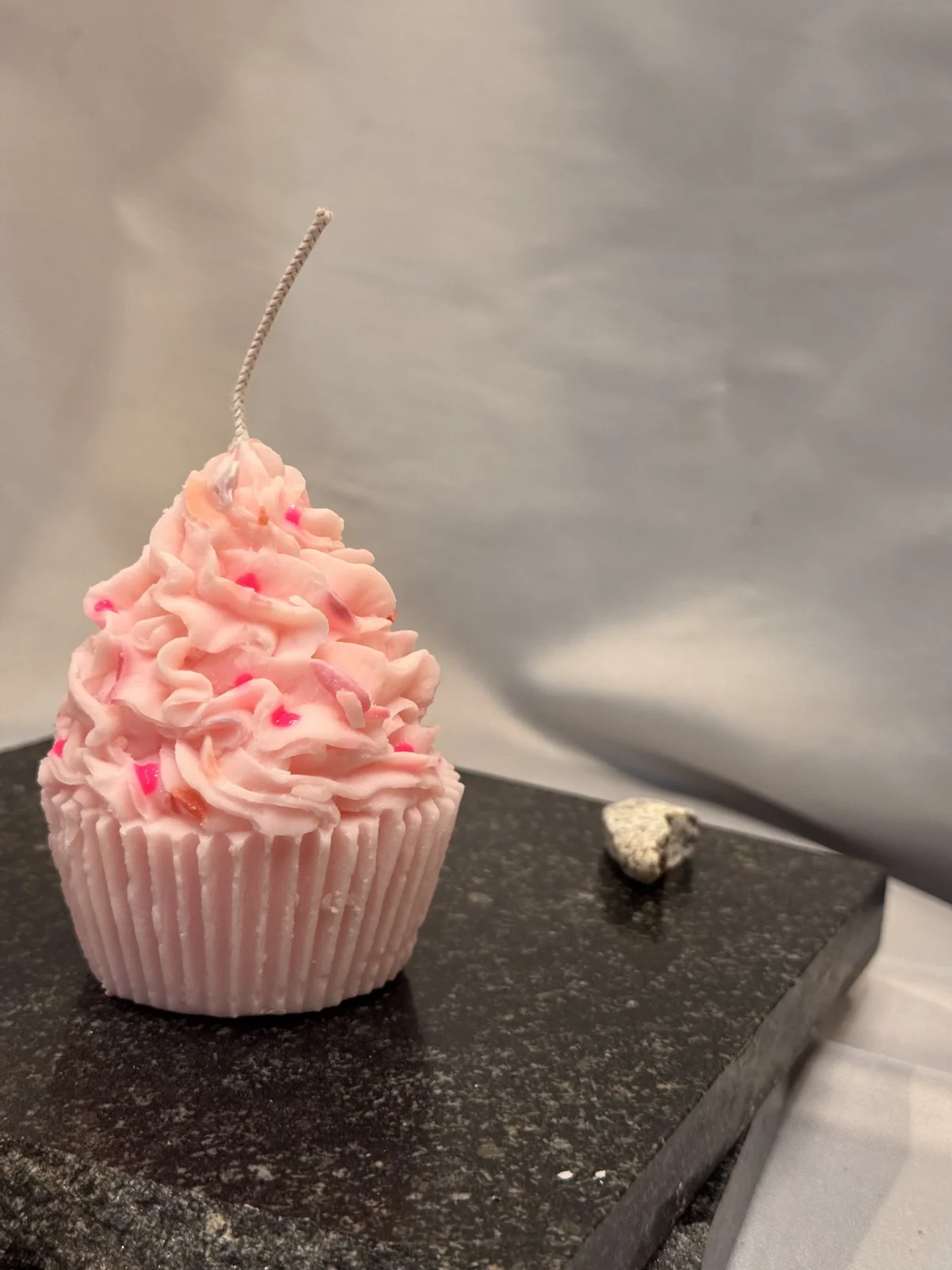 Handmade cupcake candle made from soy wax, dessert-shaped decorative candle