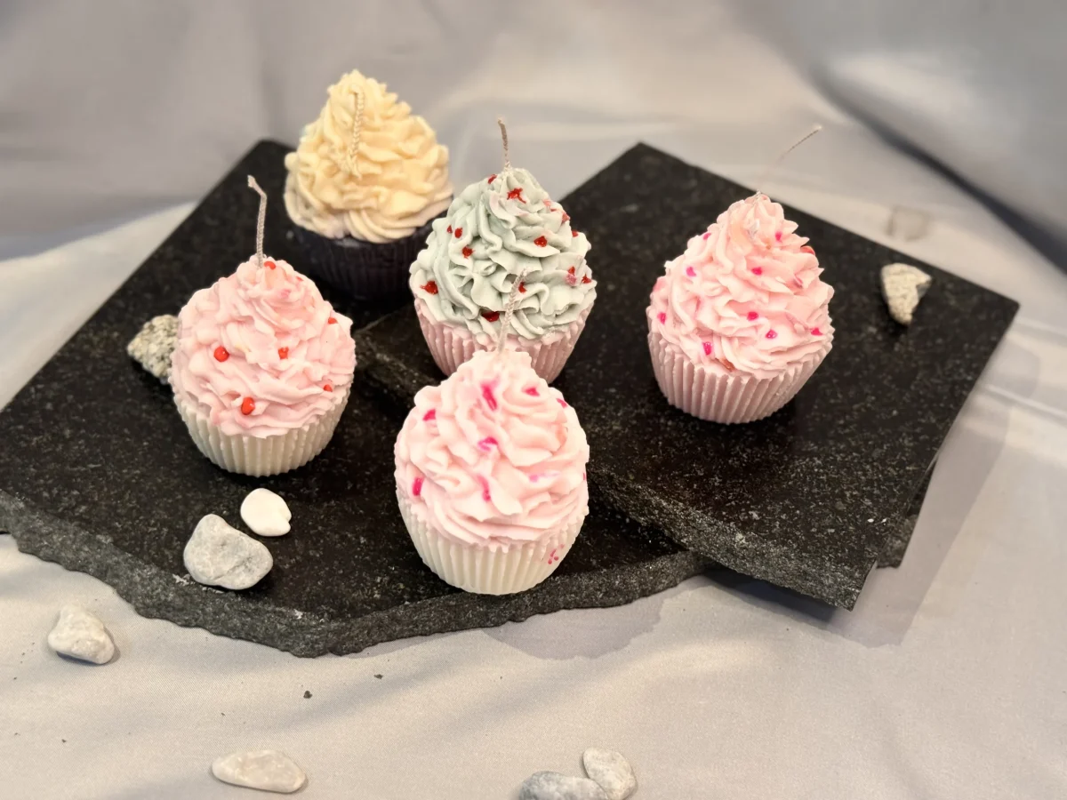Handmade cupcake candle made from soy wax, dessert-shaped decorative candle