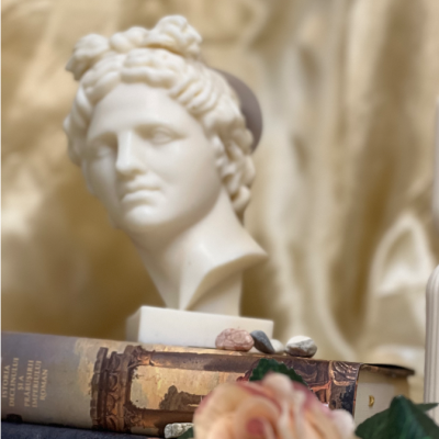 Apollo – Sculptural God Candle