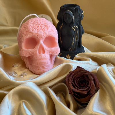 Handmade mandala skull candle made from soy wax, decorative spiritual skull candle