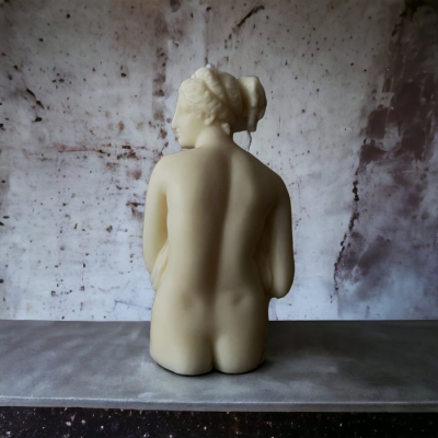 Venus – Sculptural Goddess Candle