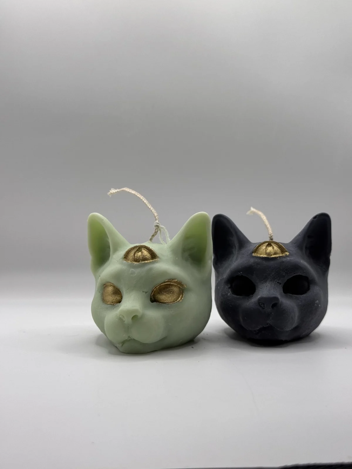 cat candle UK handmade soy wax Bastet cat goddess candle